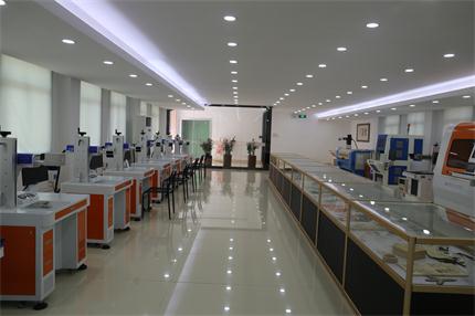 二手激光打標(biāo)機展廳.JPG